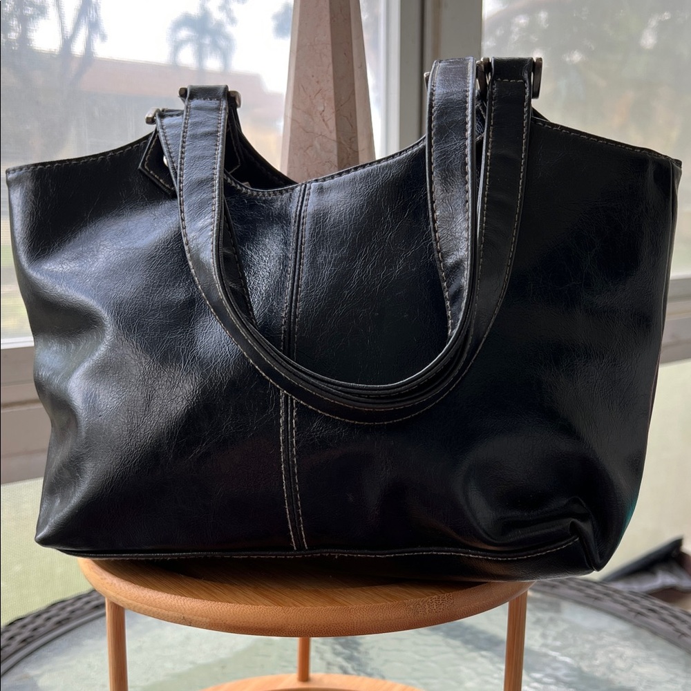 St. John’s bay Black Leather Tote Bag